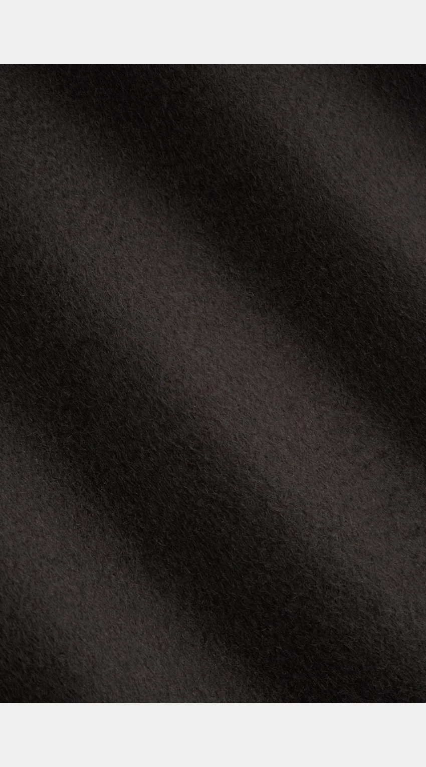 C23028_23